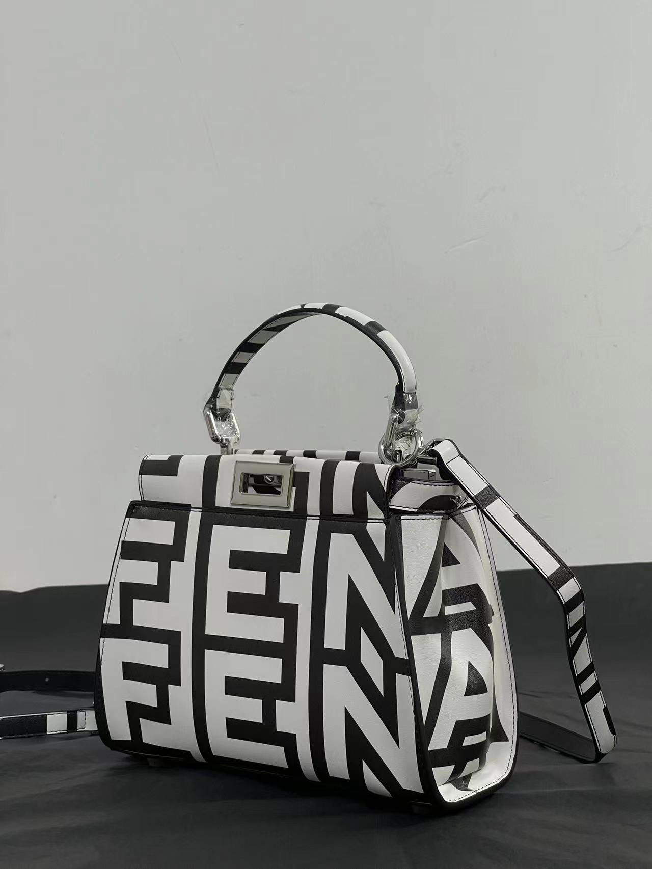 Luxe Touch Bags -  Bag - FED - 086