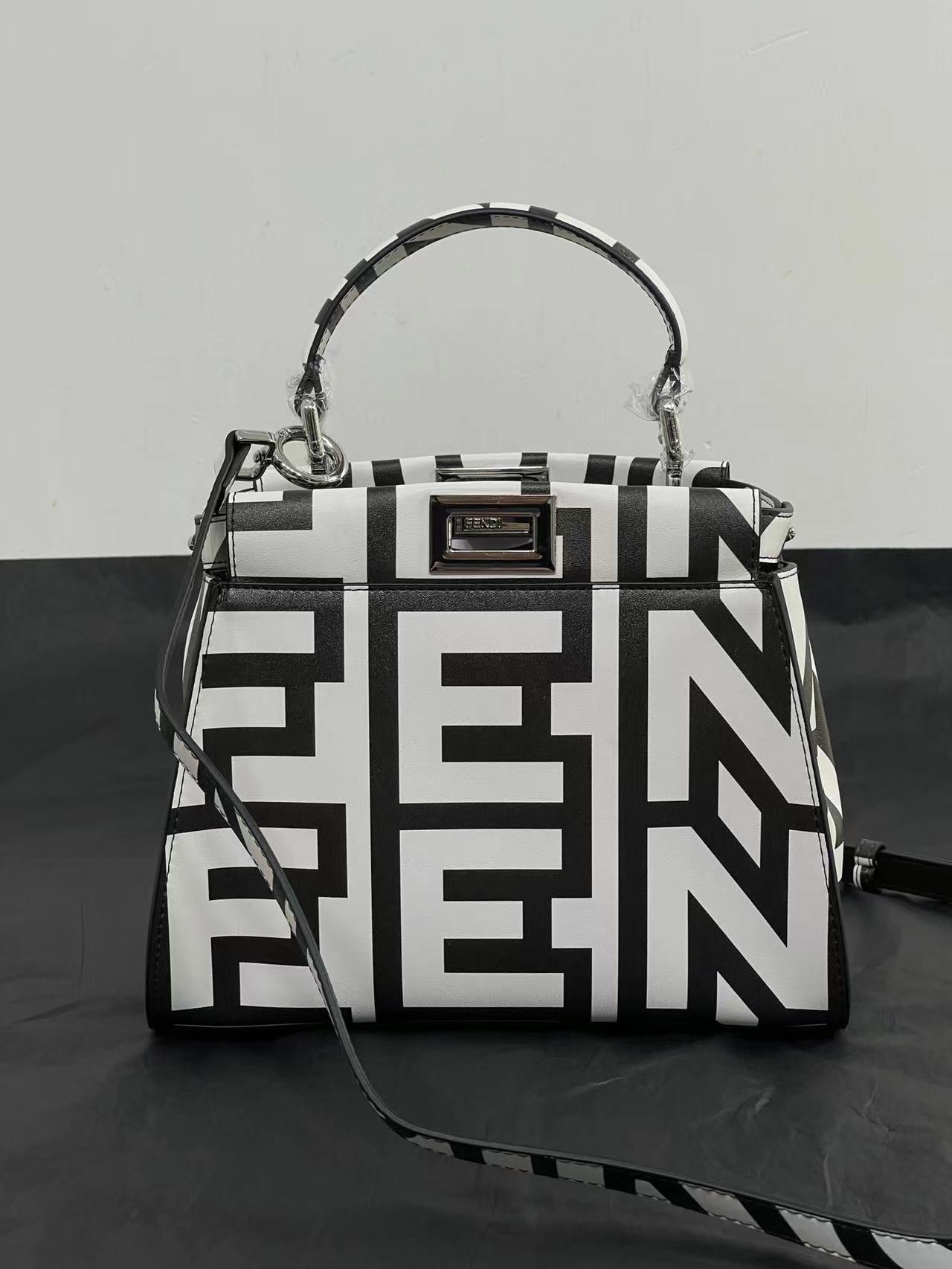 Luxe Touch Bags -  Bag - FED - 086