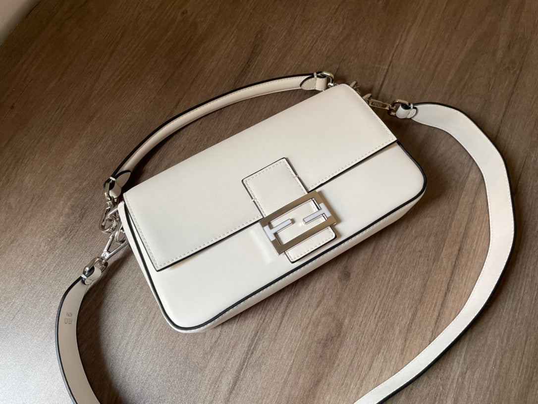 Luxe Touch Bags -  Bag - FED - 061