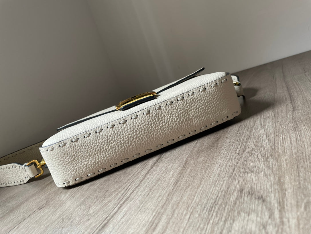 Luxe Touch -  Bag - FED - 029