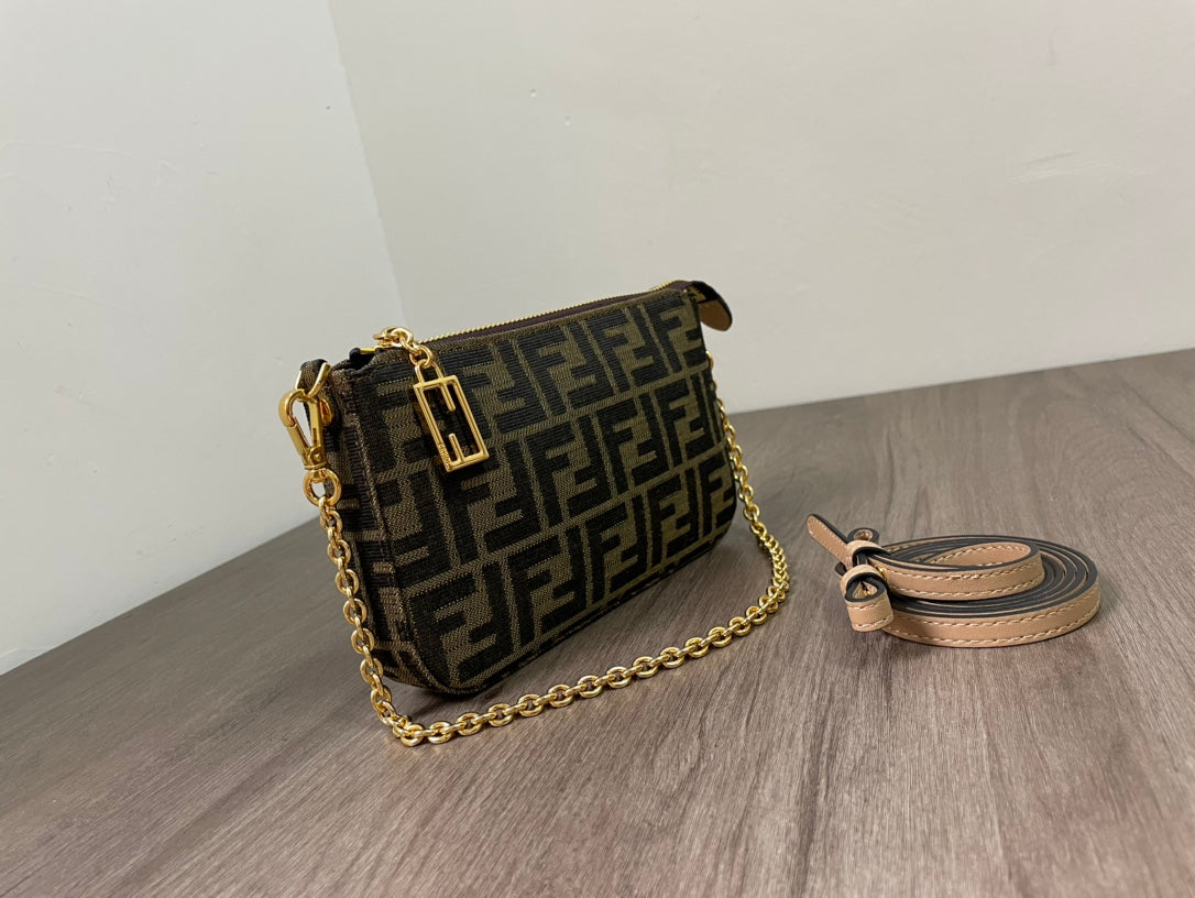Luxe Touch -  Bag - FED - 007