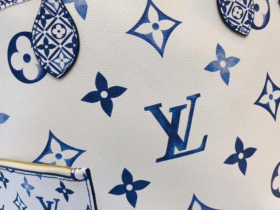 Luxe Touch Bags
