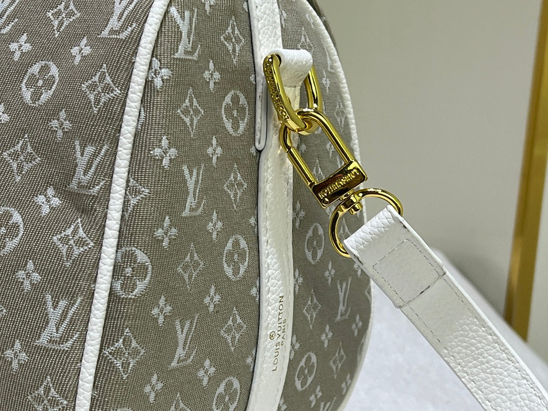Luxe Touch Bags