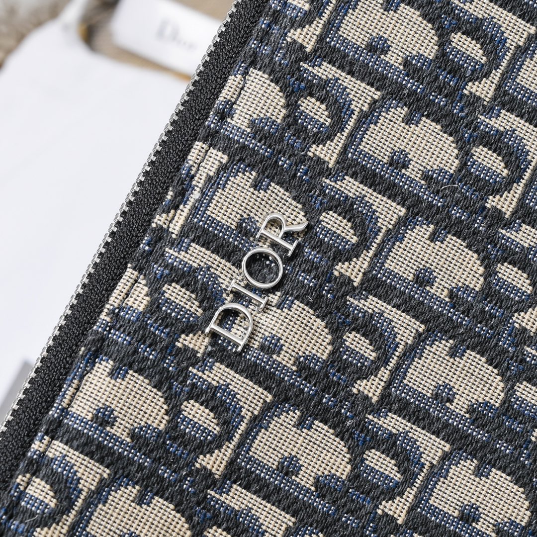 Luxe Touch Bags