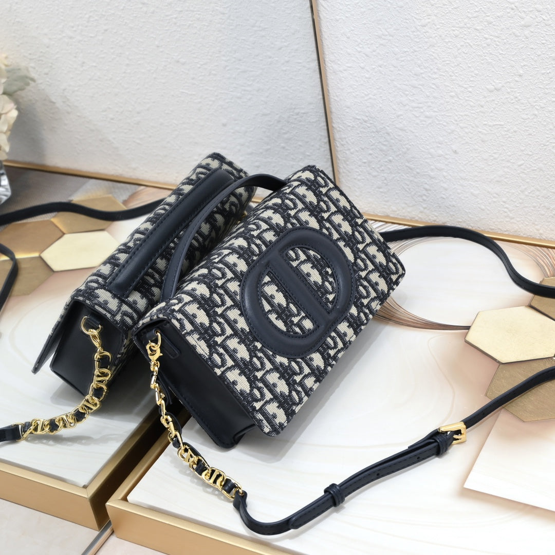 Luxe Touch Bags