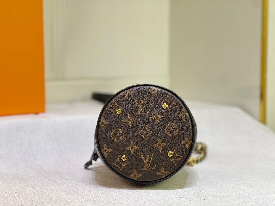 Luxe Touch Bags