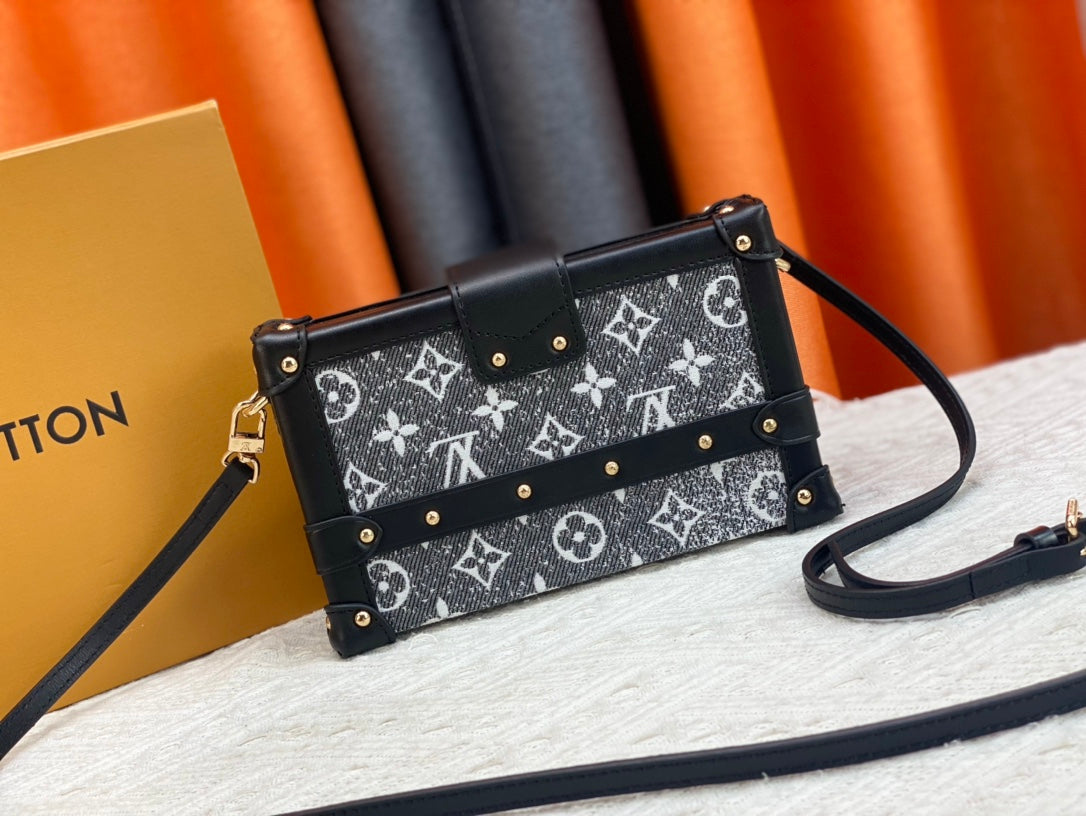 Luxe Touch Bags