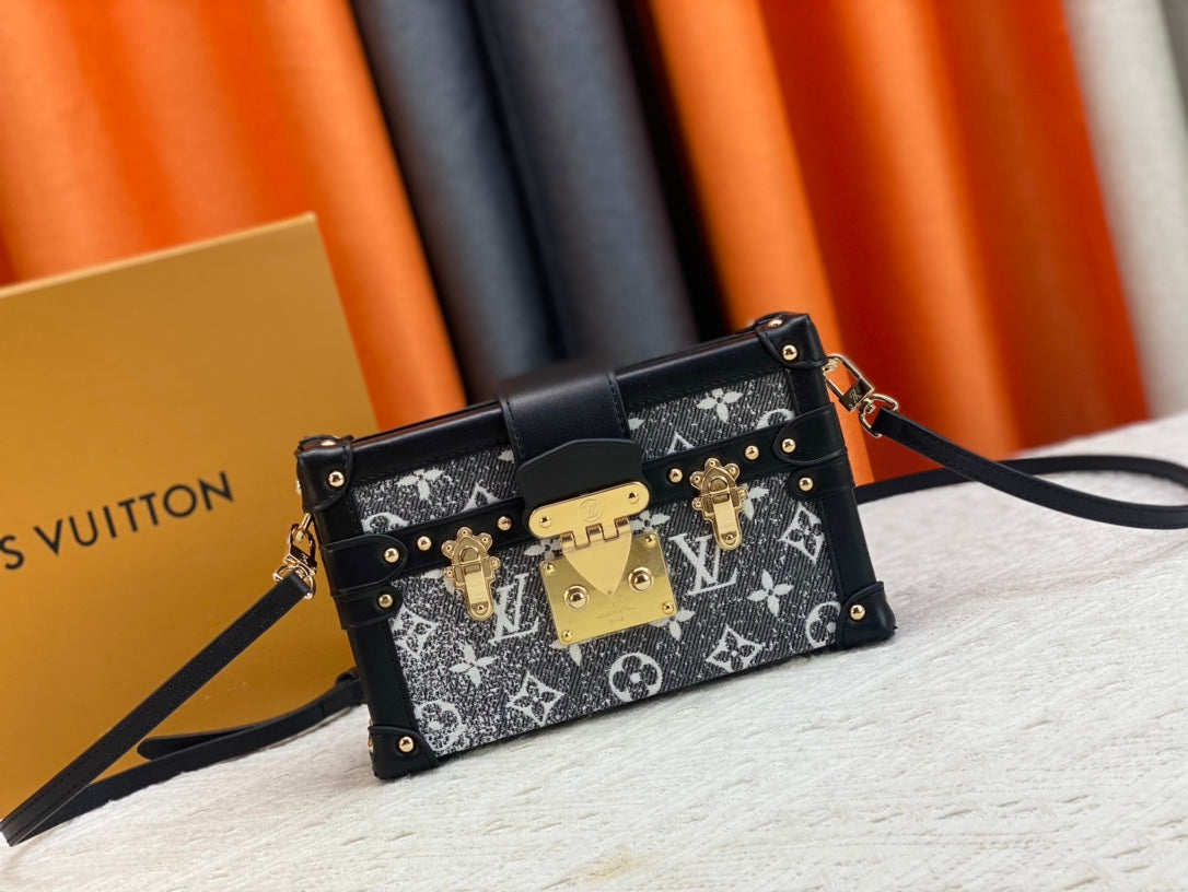 Luxe Touch Bags