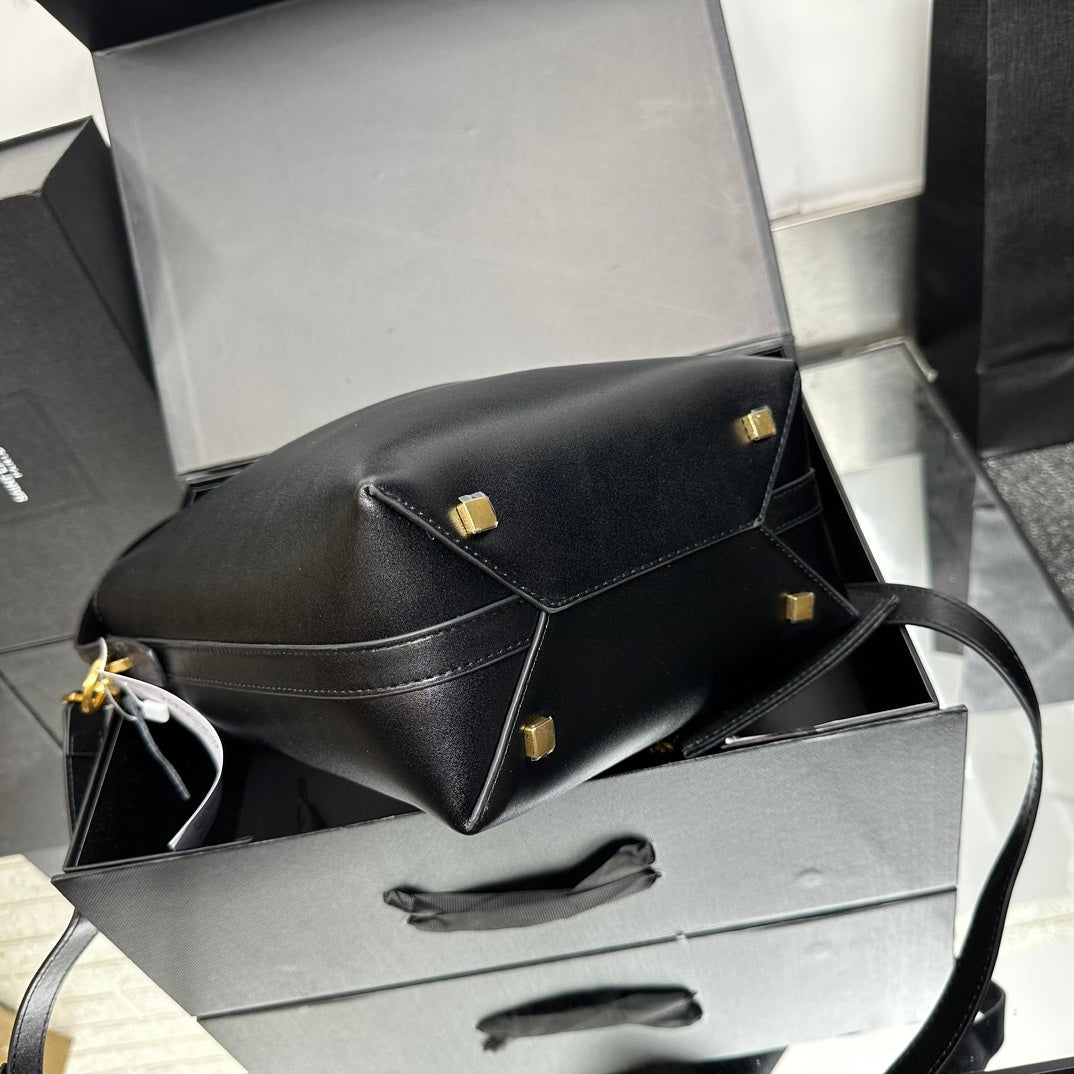 Luxe Touch Bags