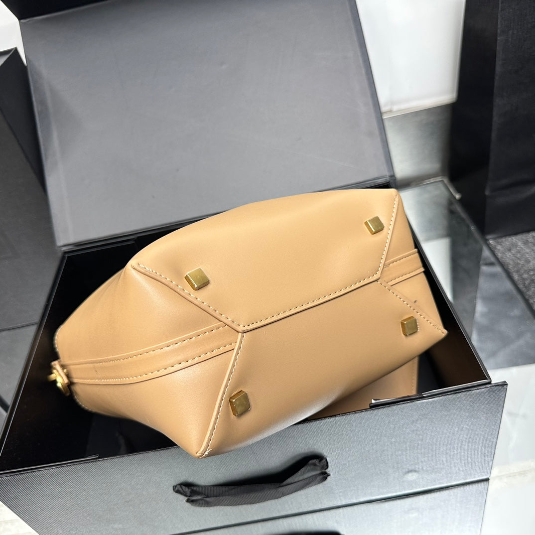 Luxe Touch Bags