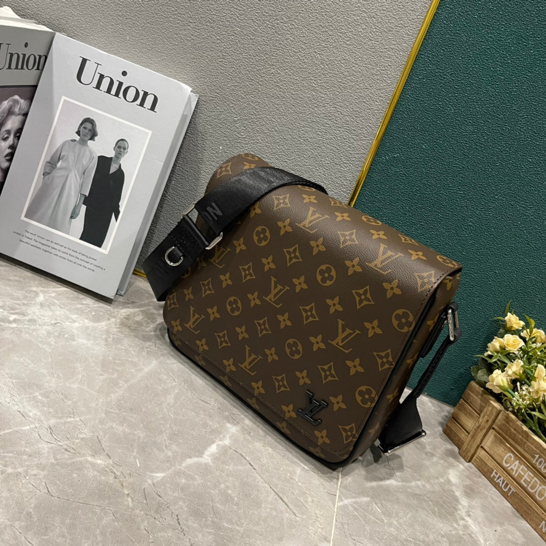 Elite Carryalls