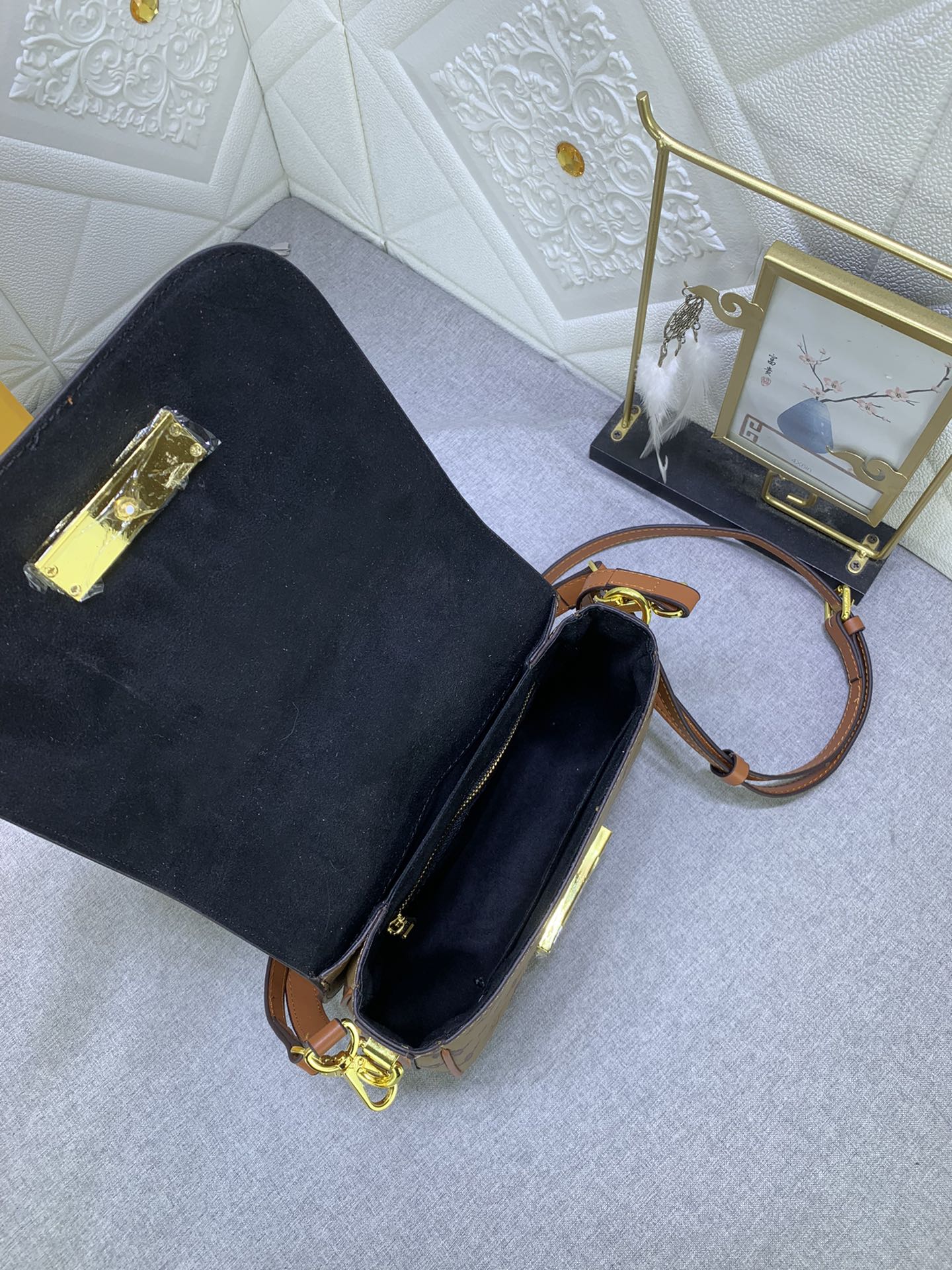 Luxe Touch Bags