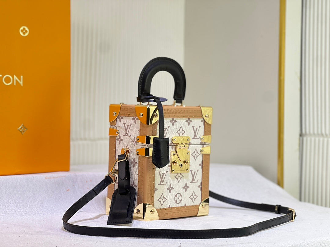 Luxe Touch Bags