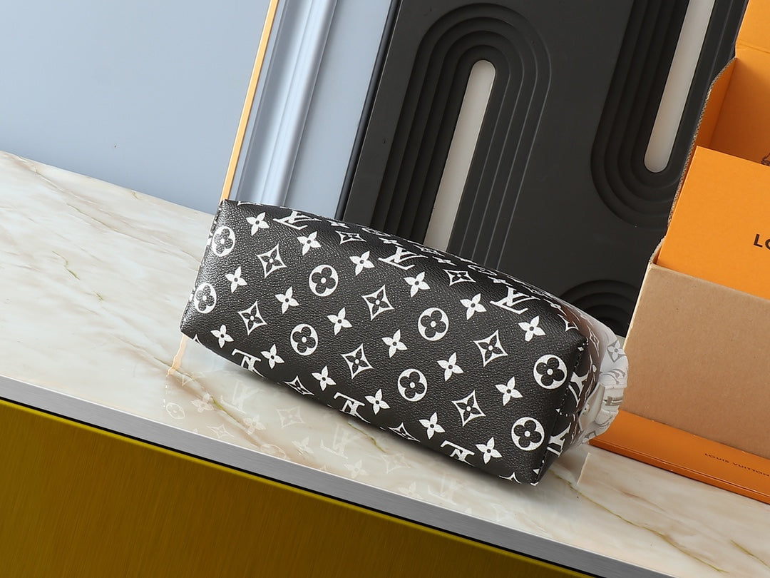 Luxe Touch Bags