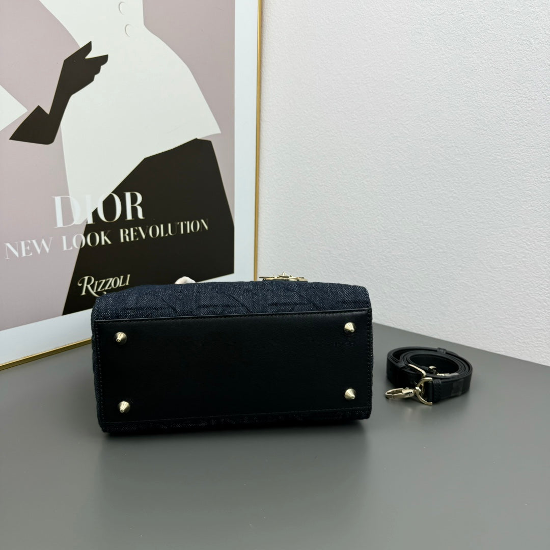 Luxe Touch Bags