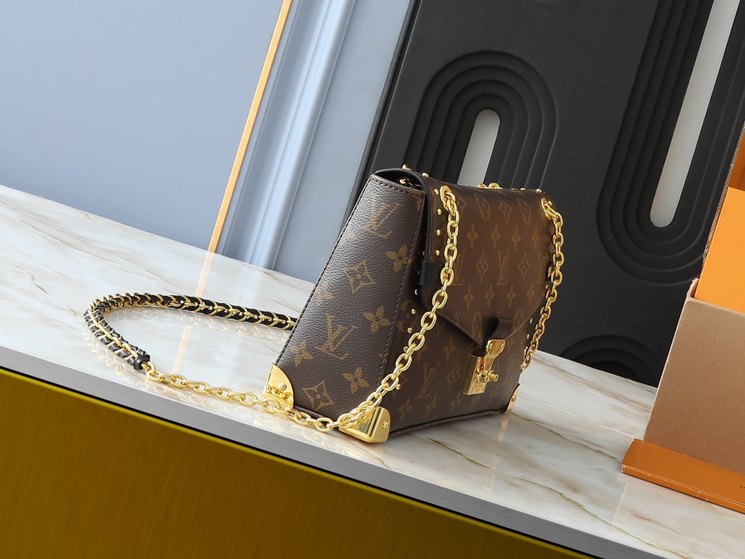 Luxe Touch Bags