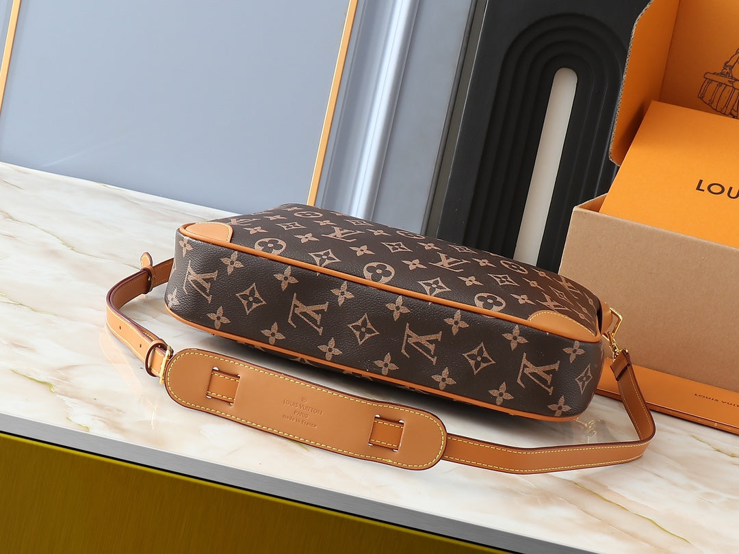 Luxe Touch Bags