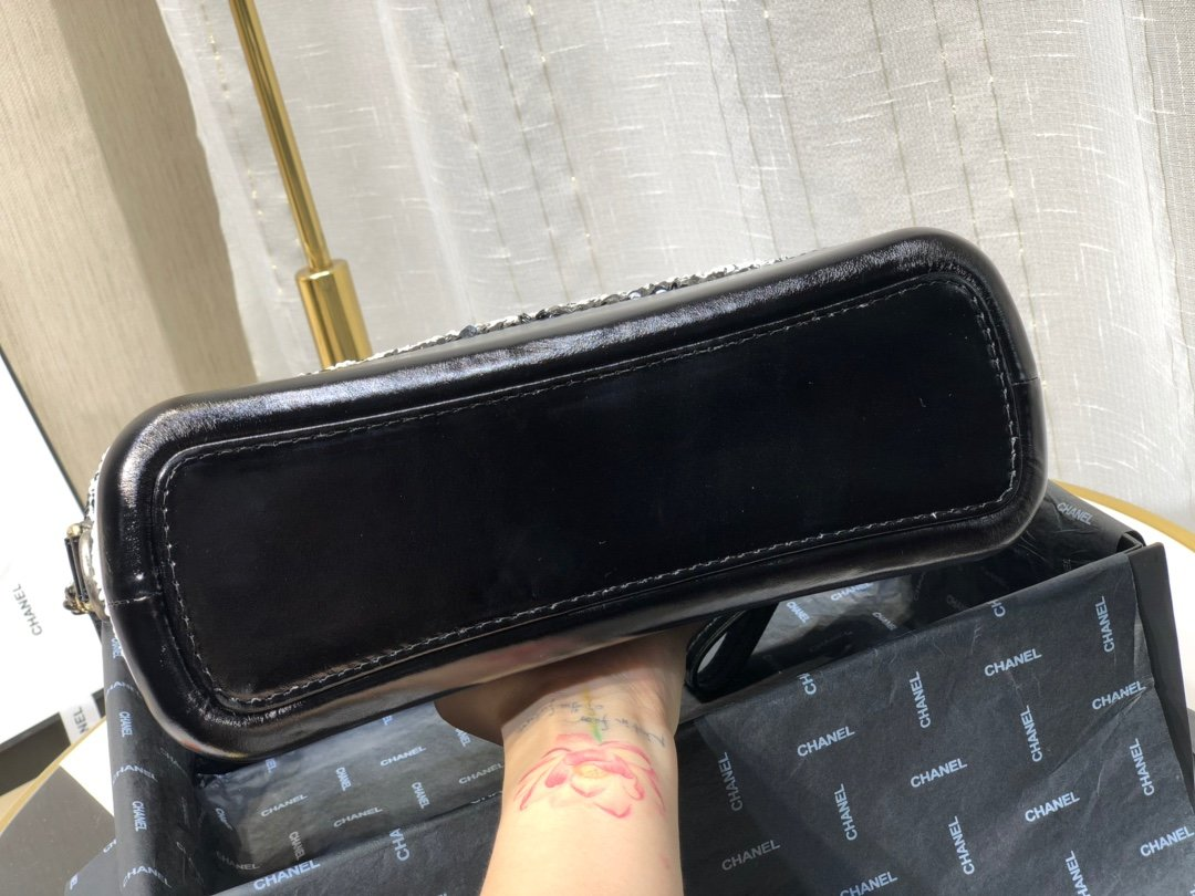 Luxe Touch Bags