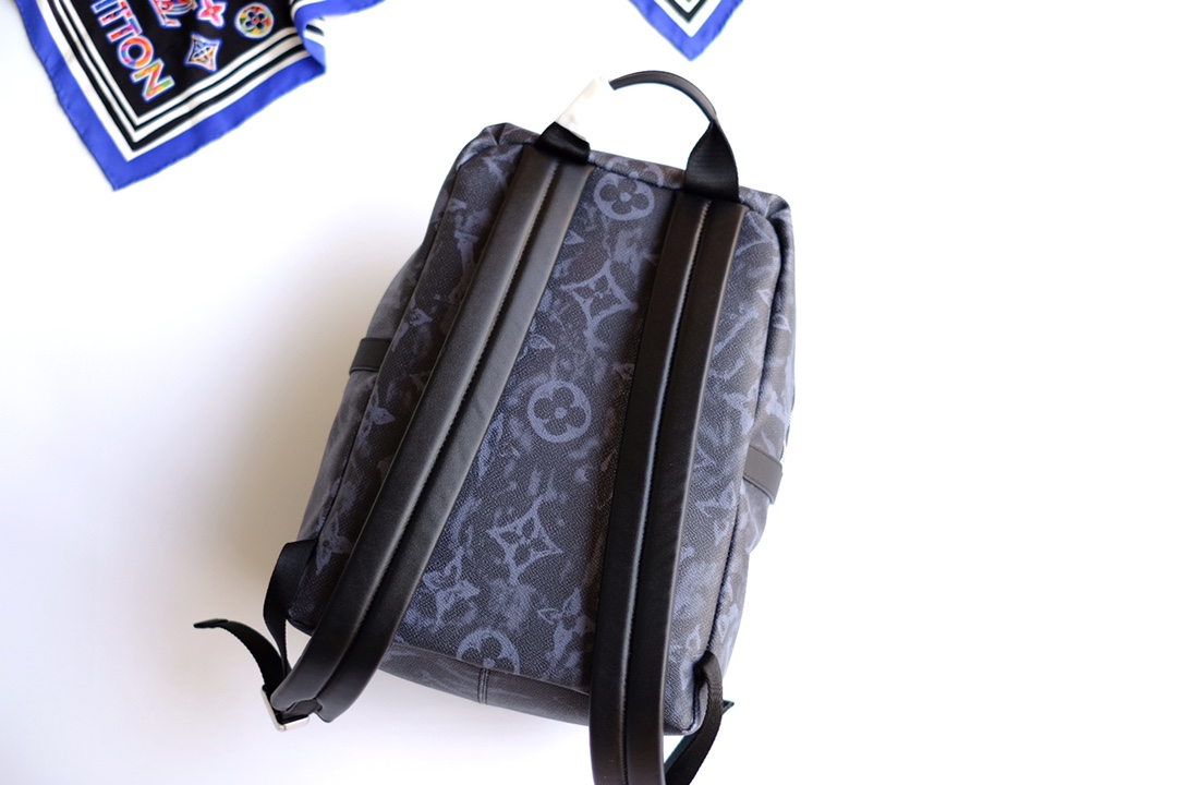 Luxe Touch Bags