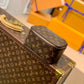 M43688 Cosmetic bag brown Monogram 17cm