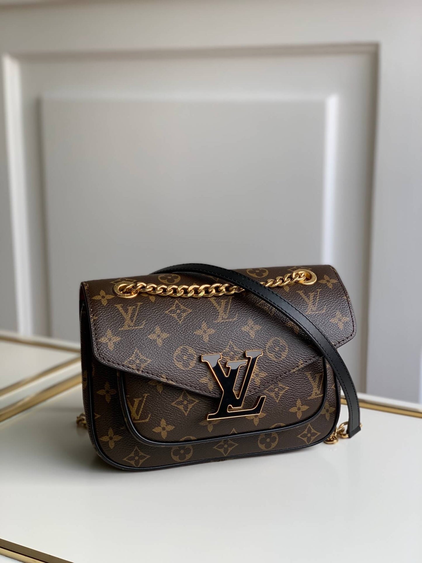 M45592 NeoMonceau Monceau 22cm black shoulder bag cross body bags