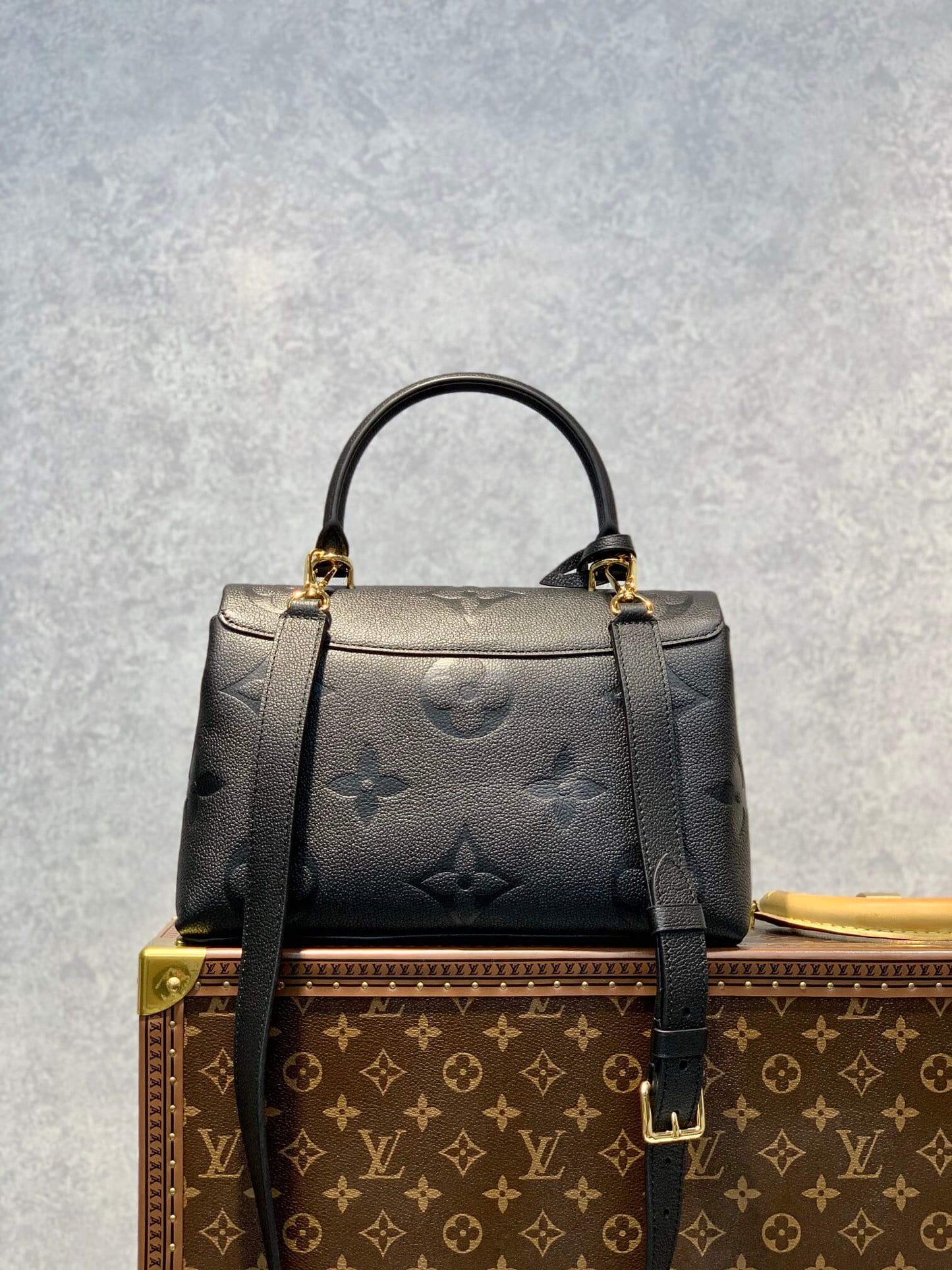 M45976 Madeleine 24cm/BB 30cm/MM Monogram Empreinte black Handbag