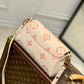 M46393 Favorite Monogram 24cm apricot TOURTERELLE / CRÈME