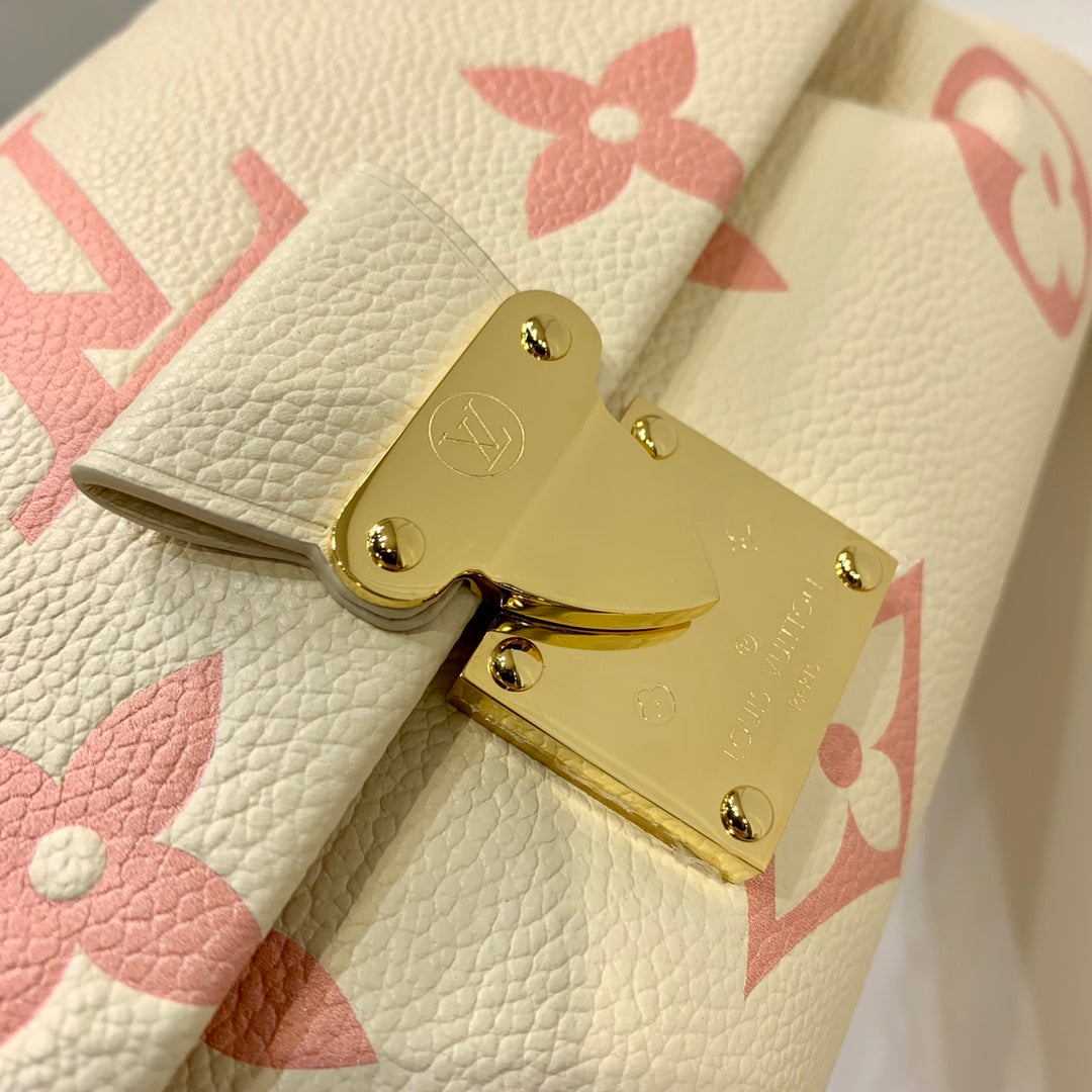 M46393 Favorite Monogram 24cm apricot TOURTERELLE / CRÈME