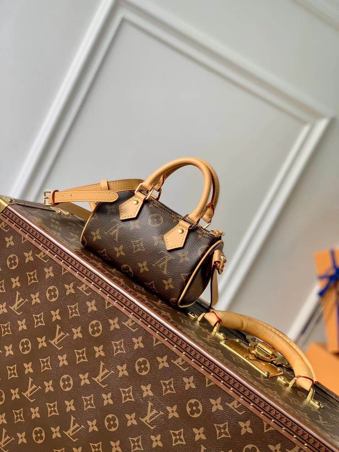 M81085 NANO SPEEDY Monogram 16cm Khaki