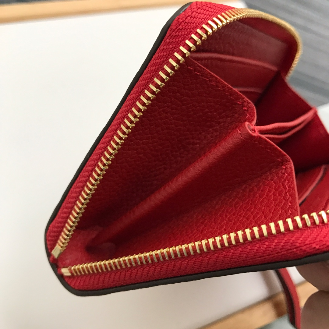 Luxe Touch Bags