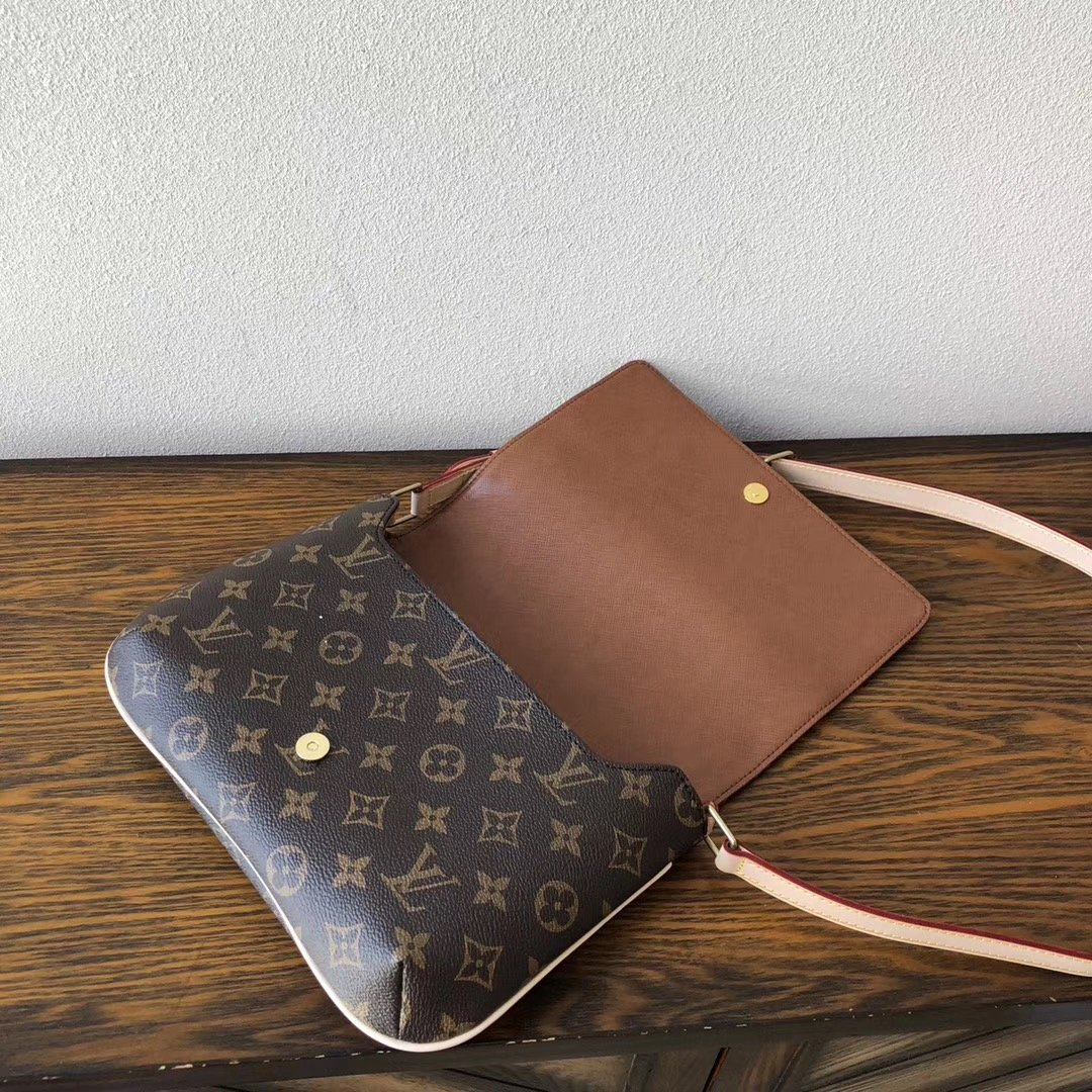 Luxe Touch Bags