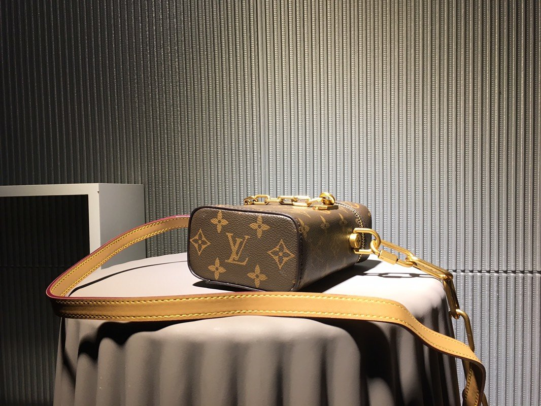 Luxe Touch Bags
