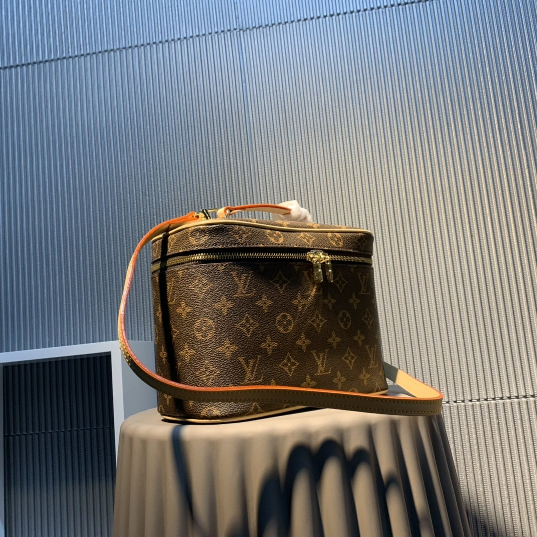 Luxe Touch Bags