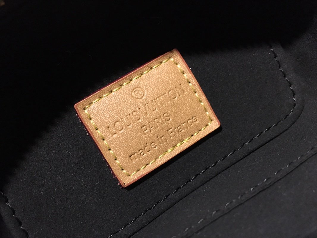 Luxe Touch Bags