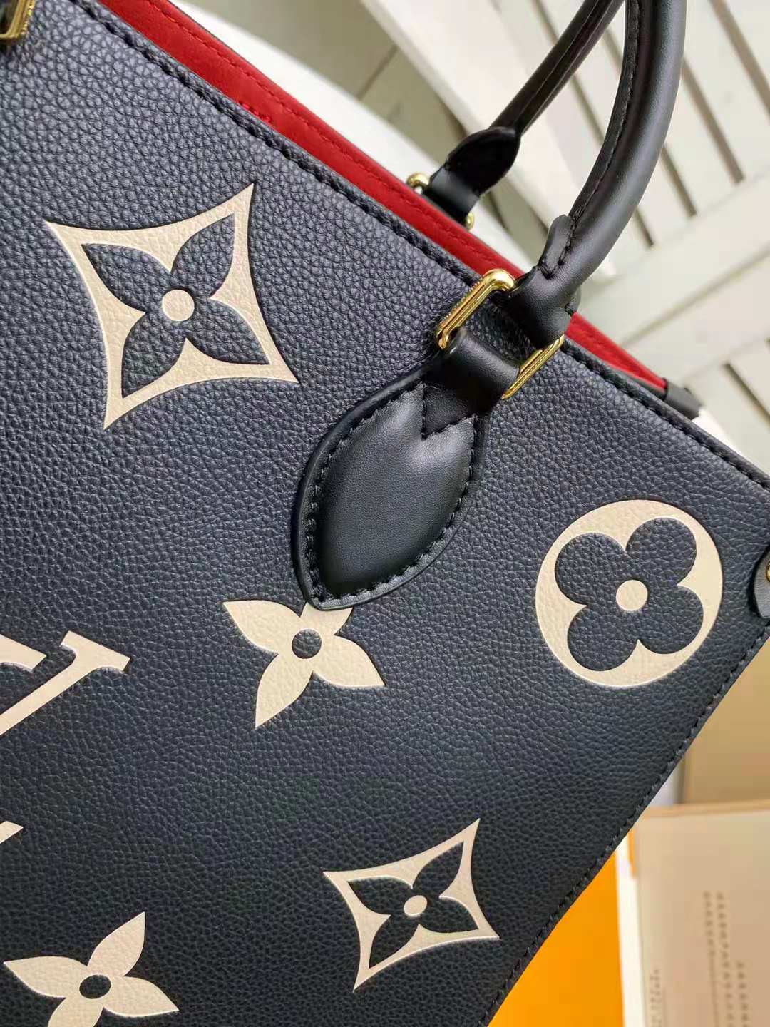 Luxe Touch Bags