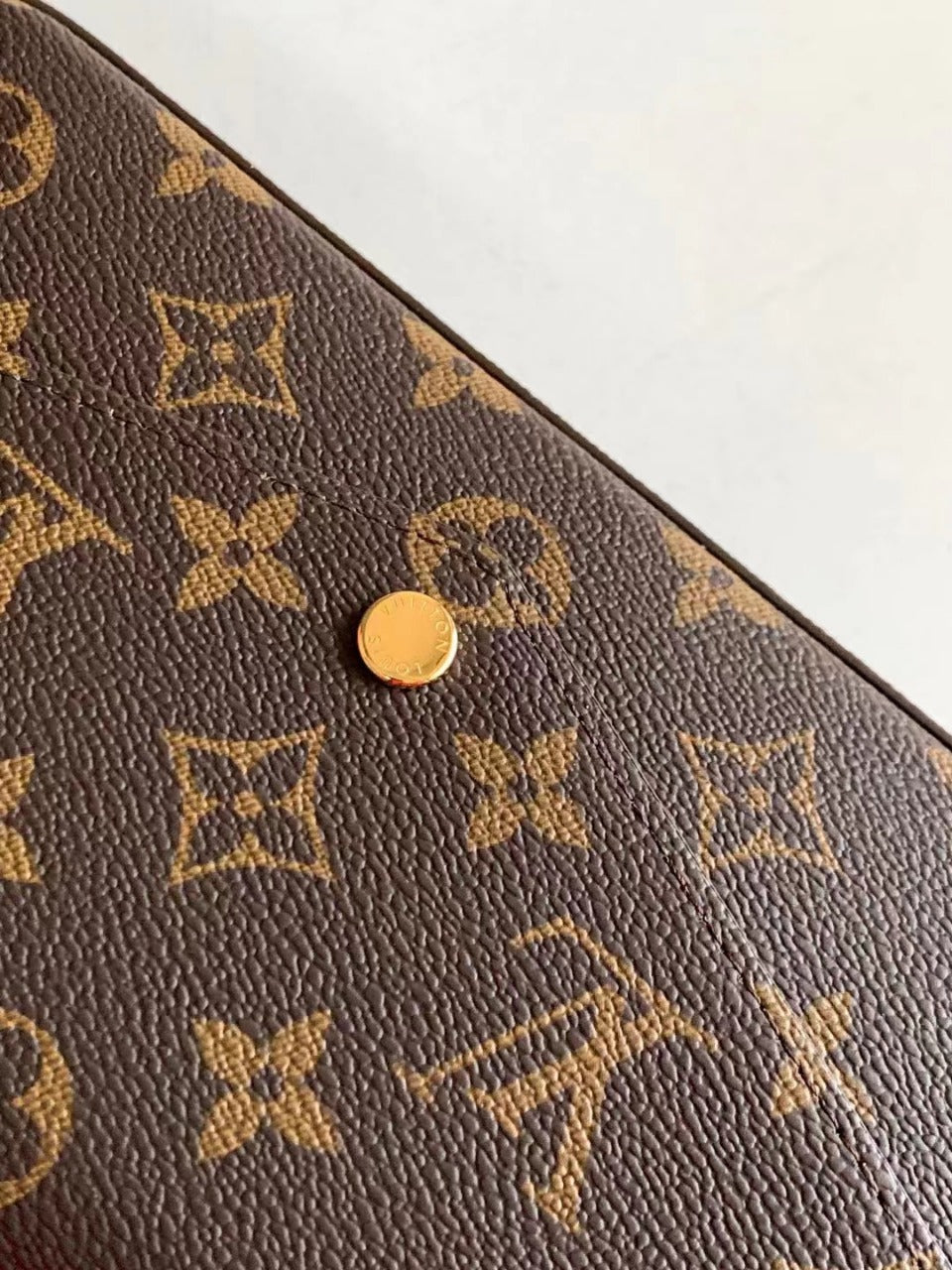 Luxe Touch Bags