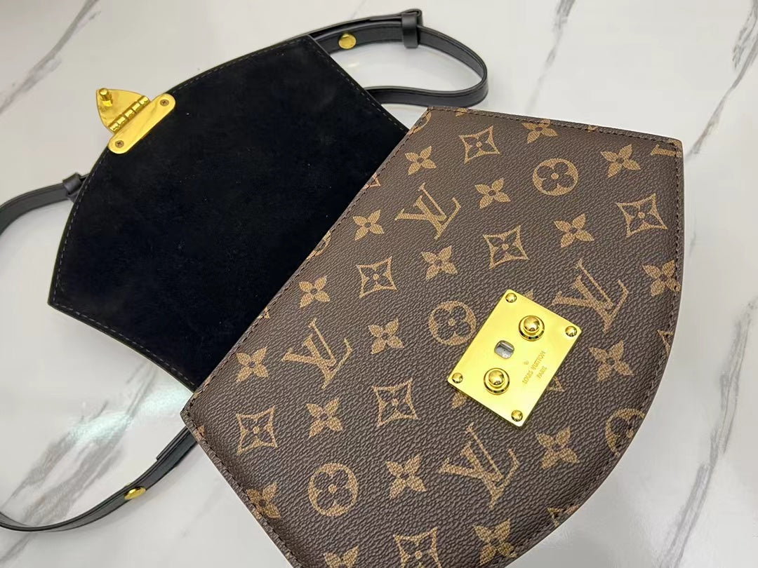 Luxe Touch Bags