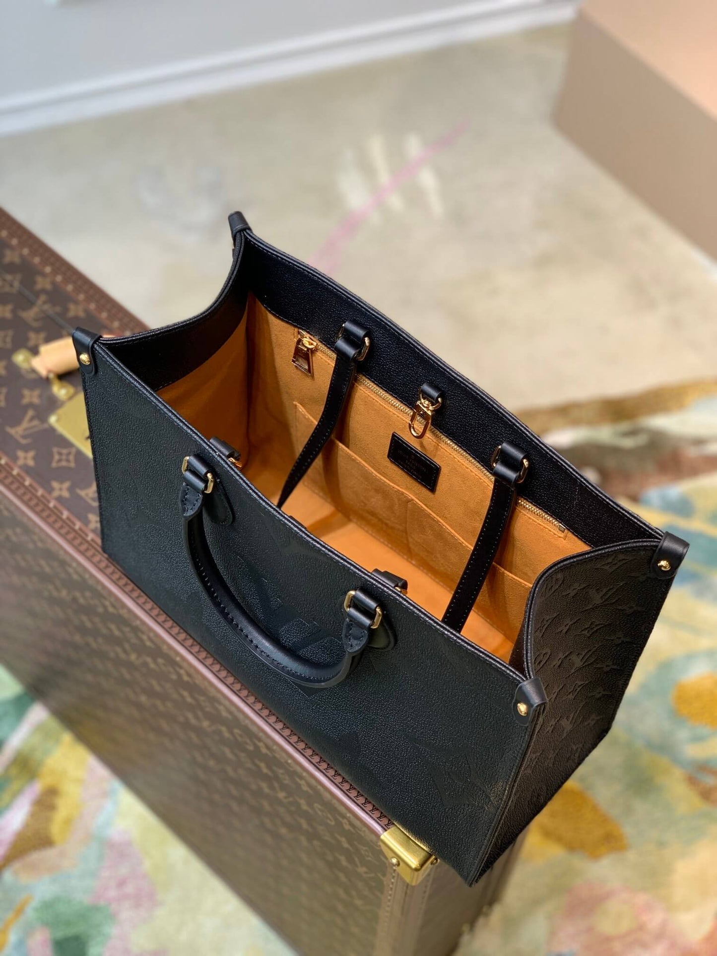 M45595 OnTheGo MM Monogram Empreinte leather black Giant Monogram