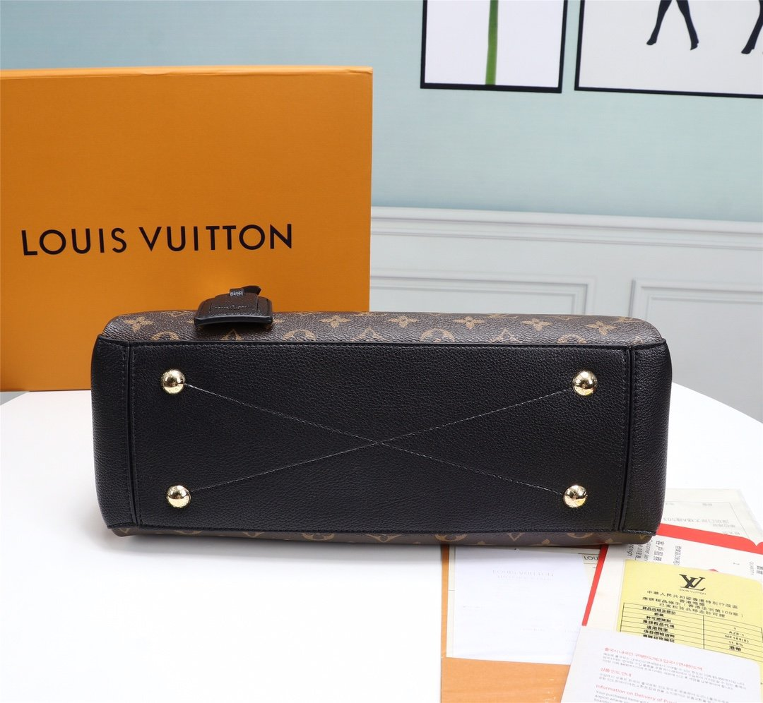 Luxe Touch Bags