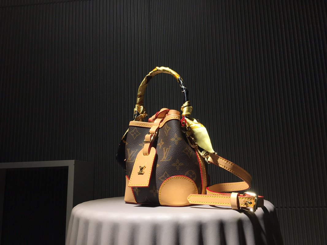 Luxe Touch Bags