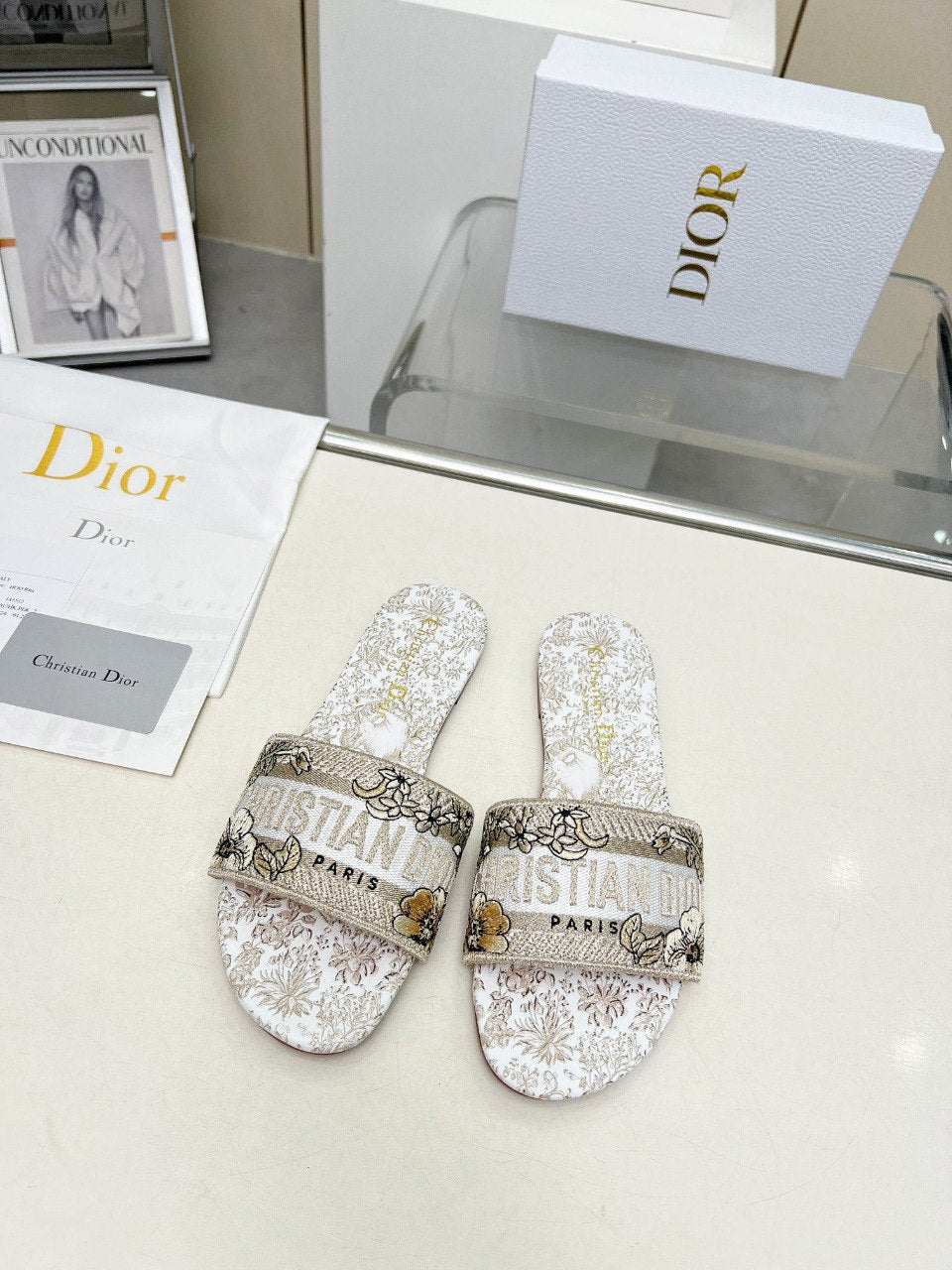 Luxe Touch Dway Slides