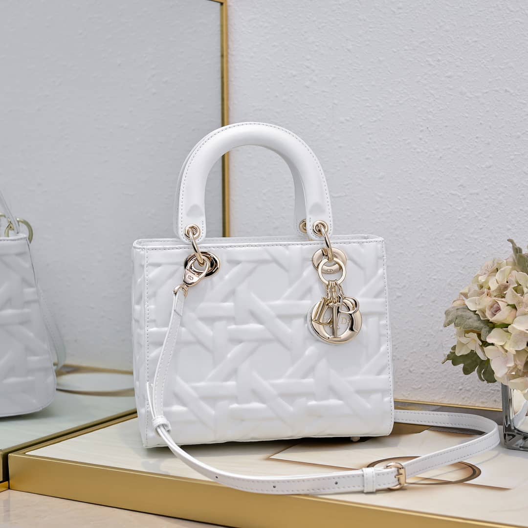 Luxe Touch Bags - Lady Luxe Touch  Quilted