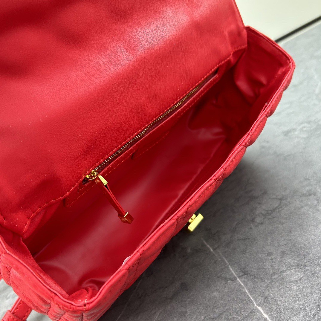 Luxe Touch Bag