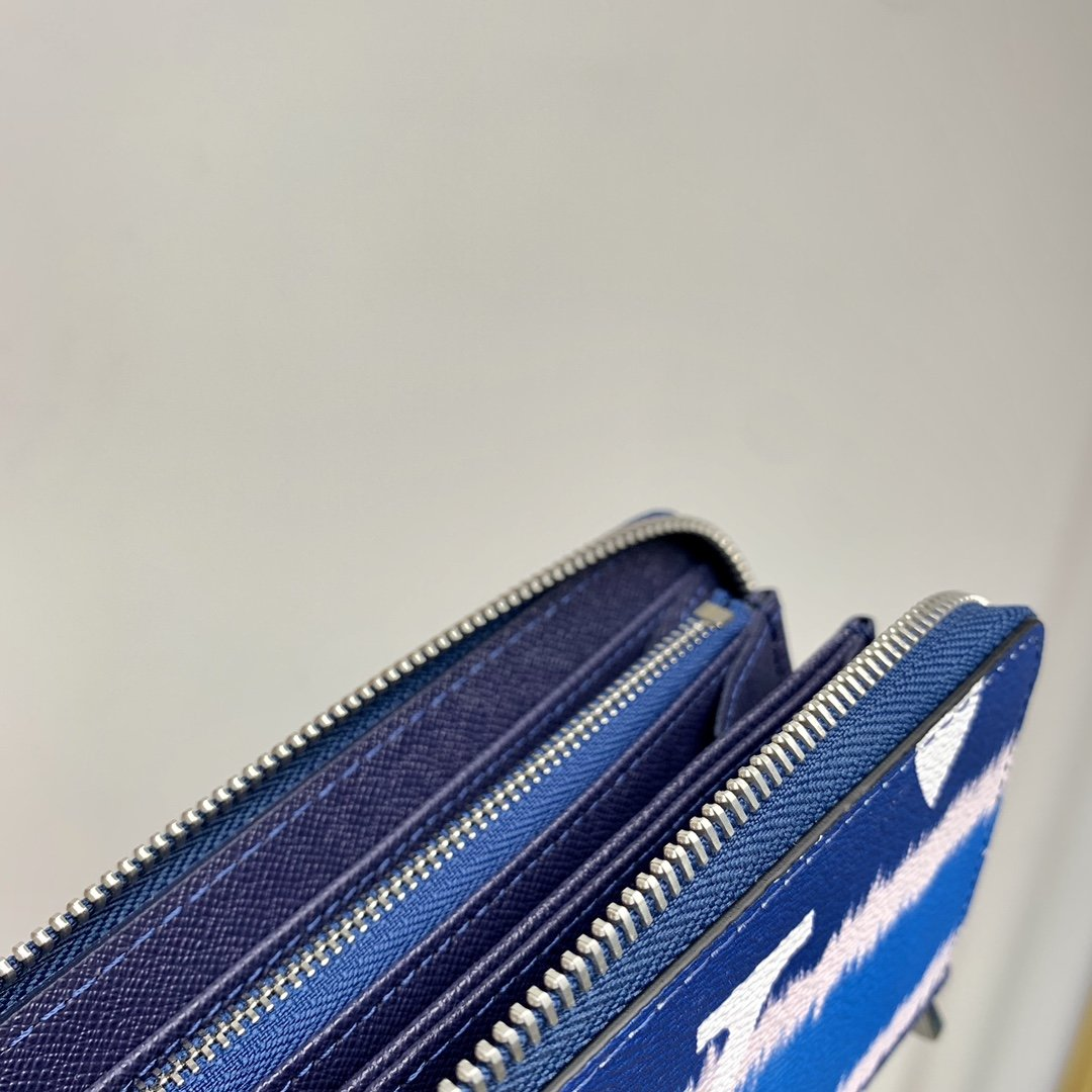 Luxe Touch Bags