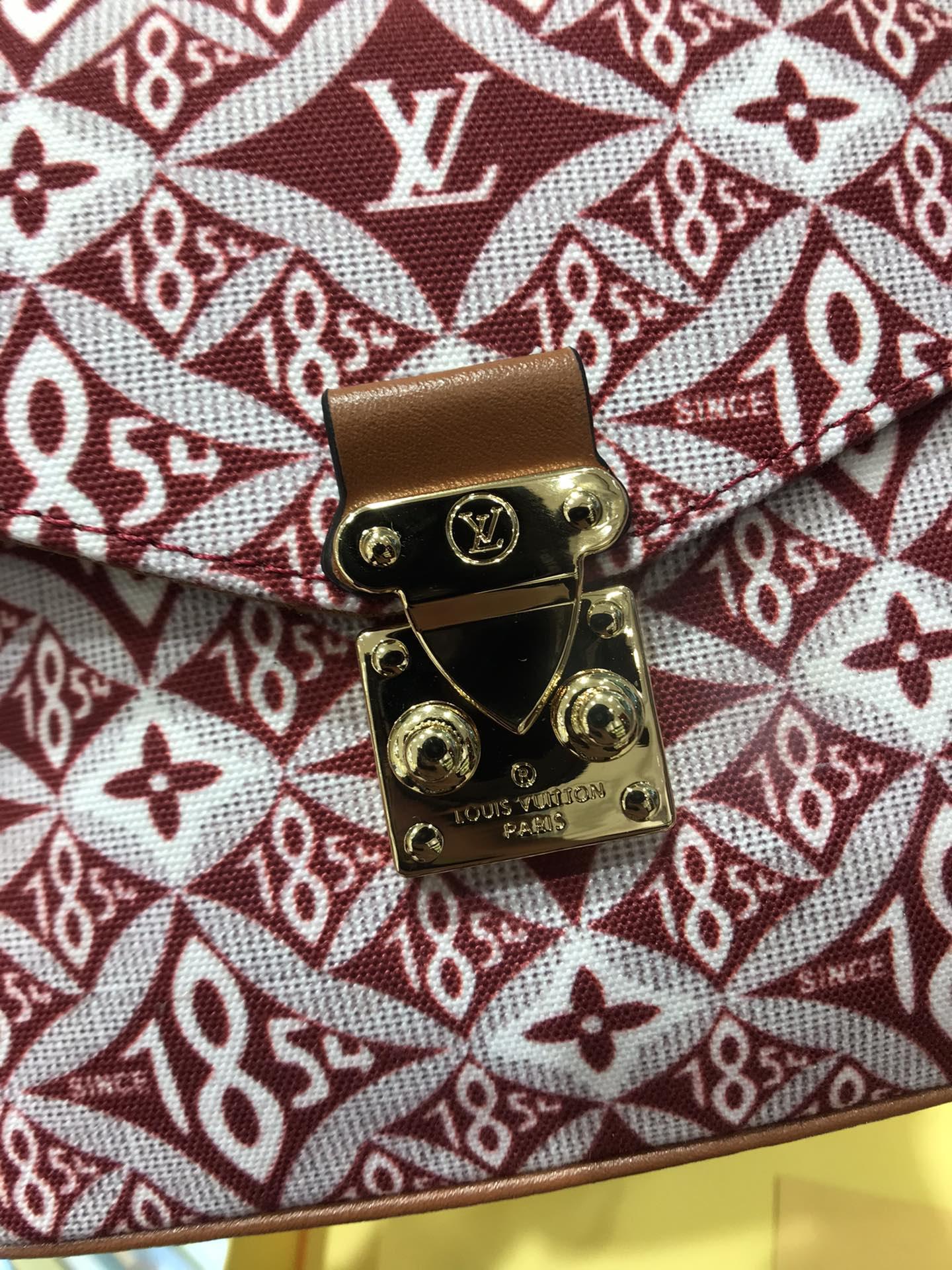 Luxe Touch Bags