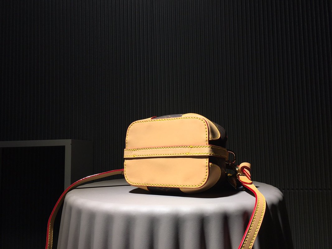 Luxe Touch Bags