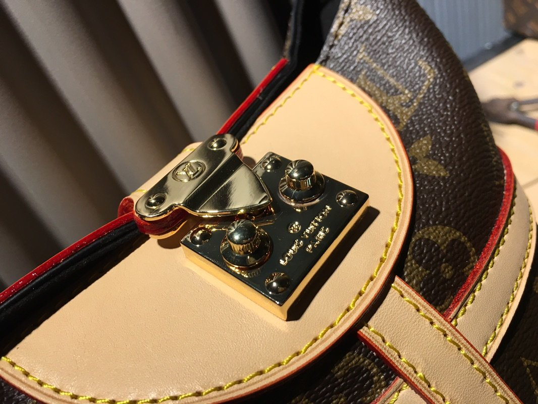 Luxe Touch Bags