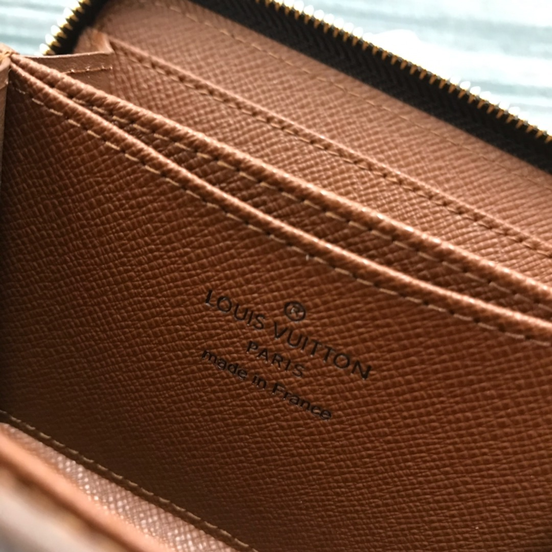 Luxe Touch Bags