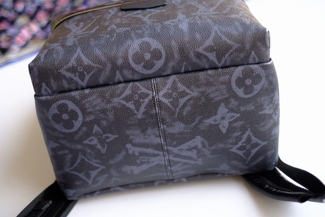 Luxe Touch Bags