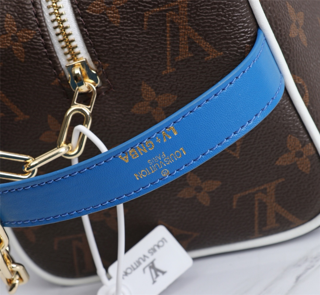 Luxe Touch Bags